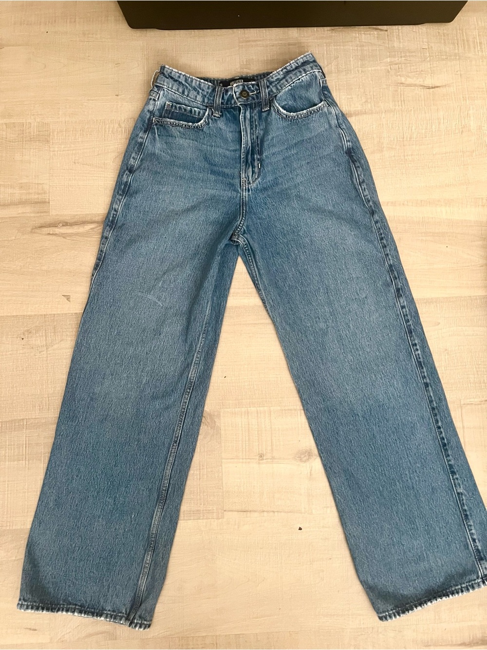 Hollister High-Rise Wide Leg Blue Jeans